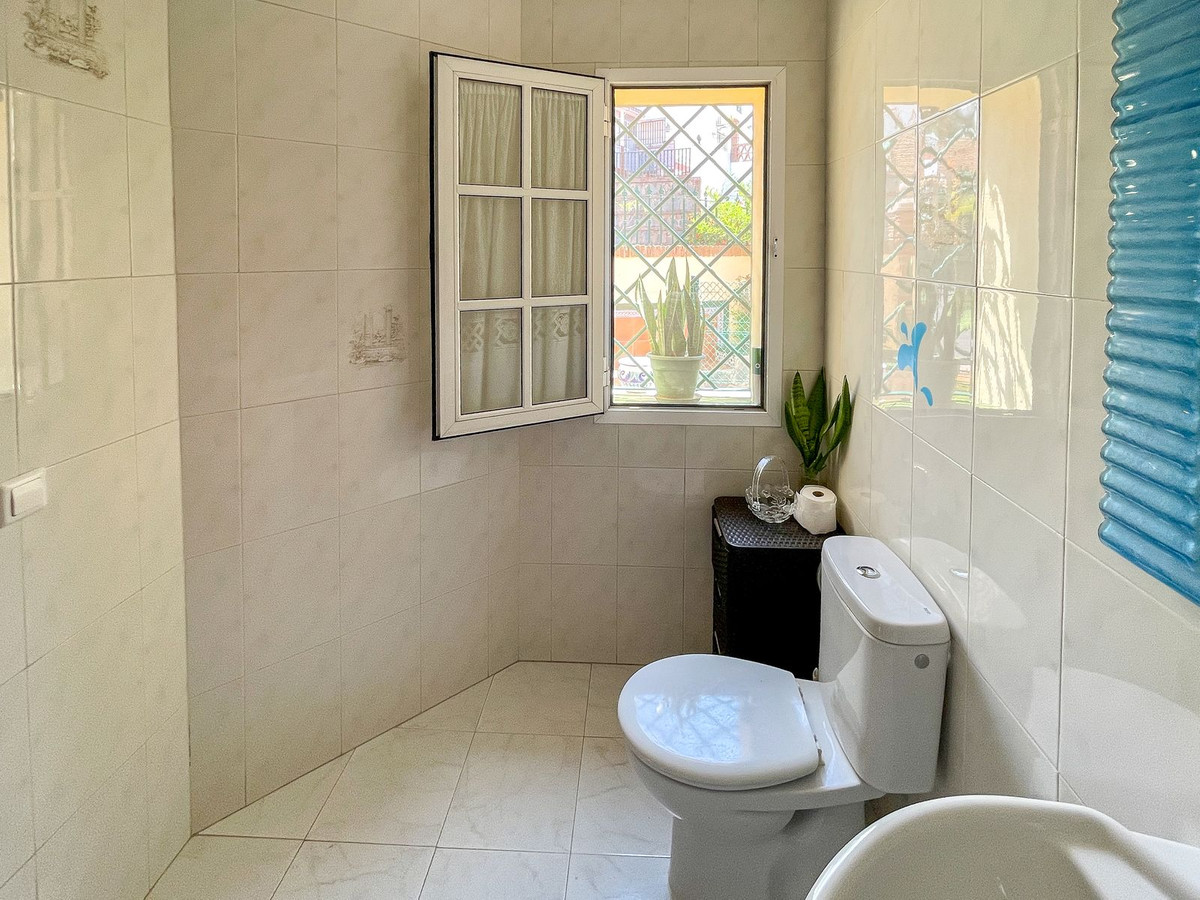 4 Bed Townhouse for sale in El Coto Costa Del Sol, Málaga, Spain