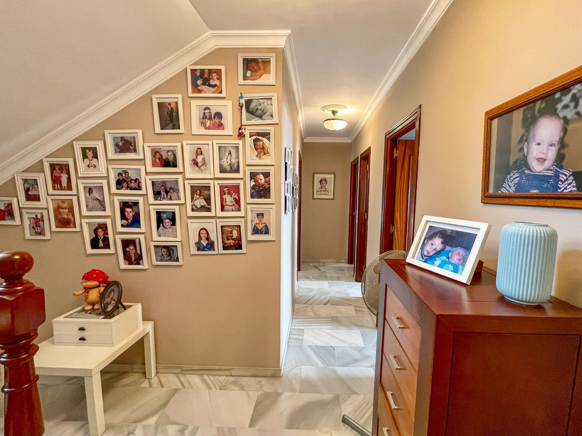 4 Bed Townhouse for sale in El Coto Costa Del Sol, Málaga, Spain
