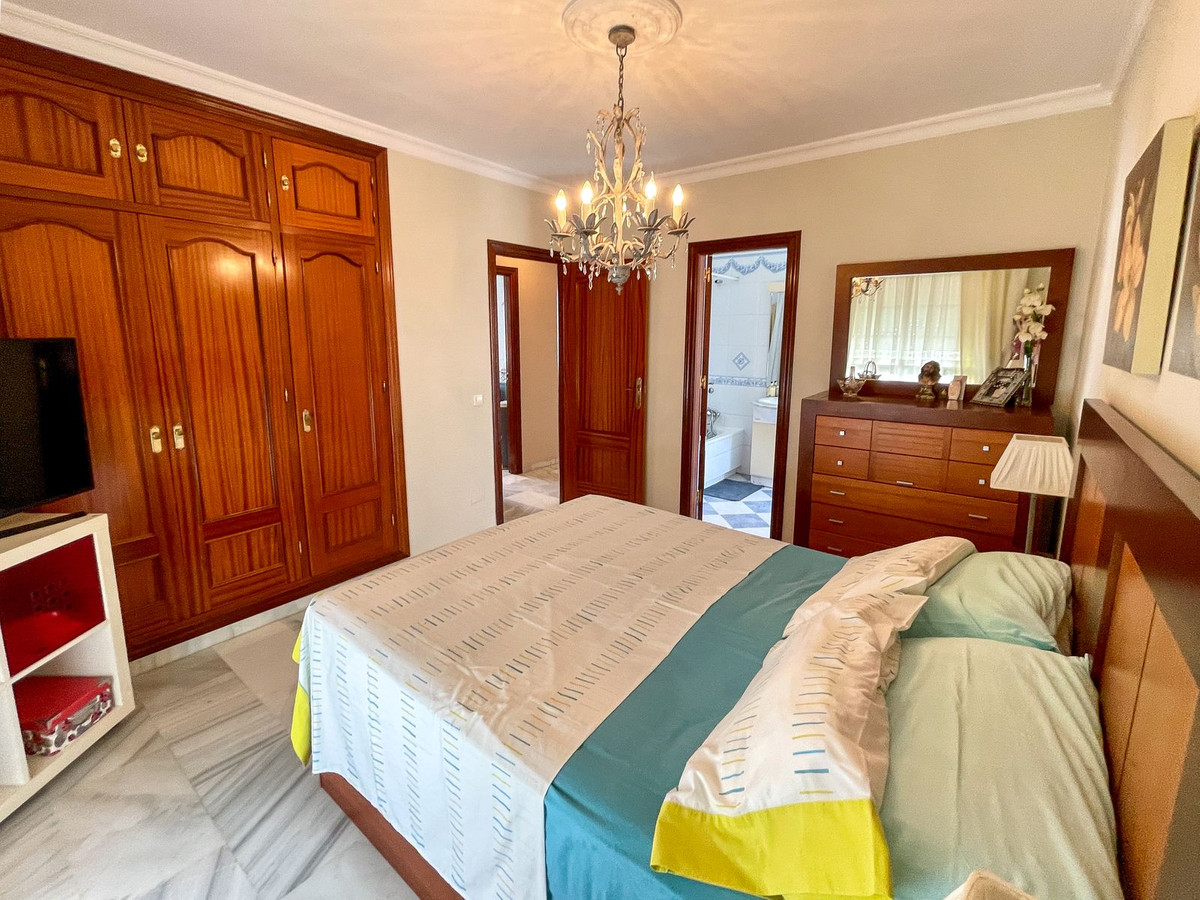 4 Bed Townhouse for sale in El Coto Costa Del Sol, Málaga, Spain