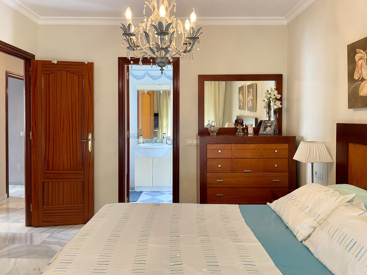 4 Bed Townhouse for sale in El Coto Costa Del Sol, Málaga, Spain