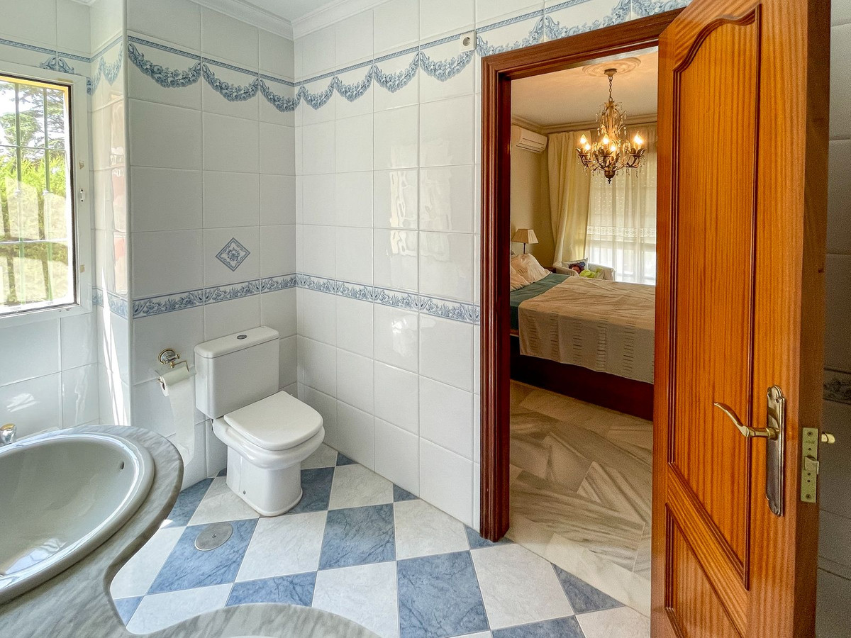 4 Bed Townhouse for sale in El Coto Costa Del Sol, Málaga, Spain