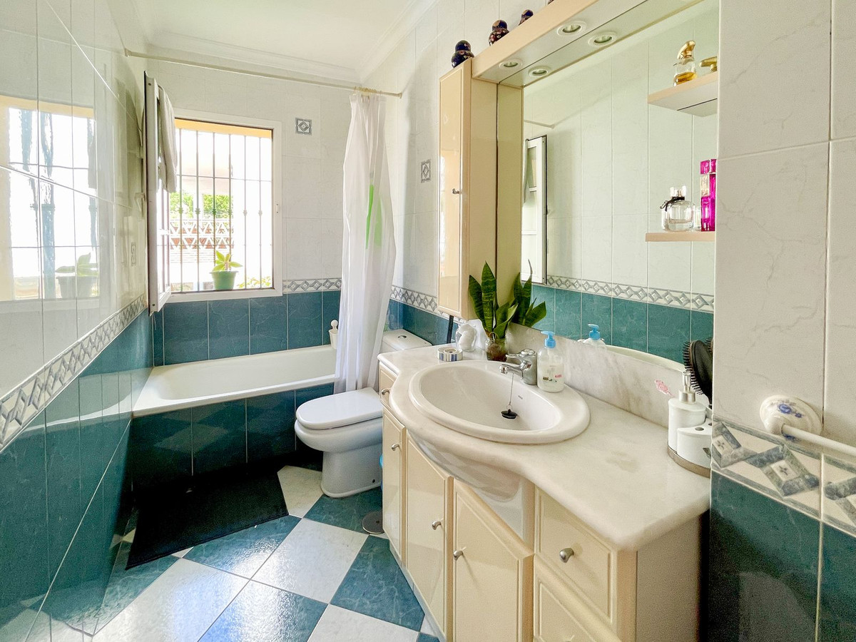 4 Bed Townhouse for sale in El Coto Costa Del Sol, Málaga, Spain