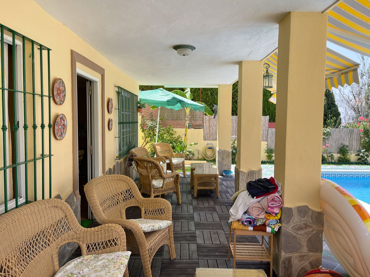 4 Bed Townhouse for sale in El Coto Costa Del Sol, Málaga, Spain