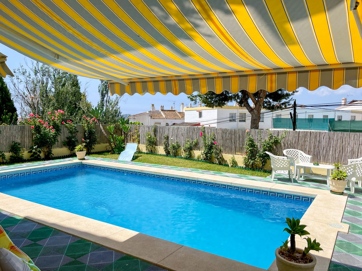 4 Bed Townhouse for sale in El Coto Costa Del Sol, Málaga, Spain