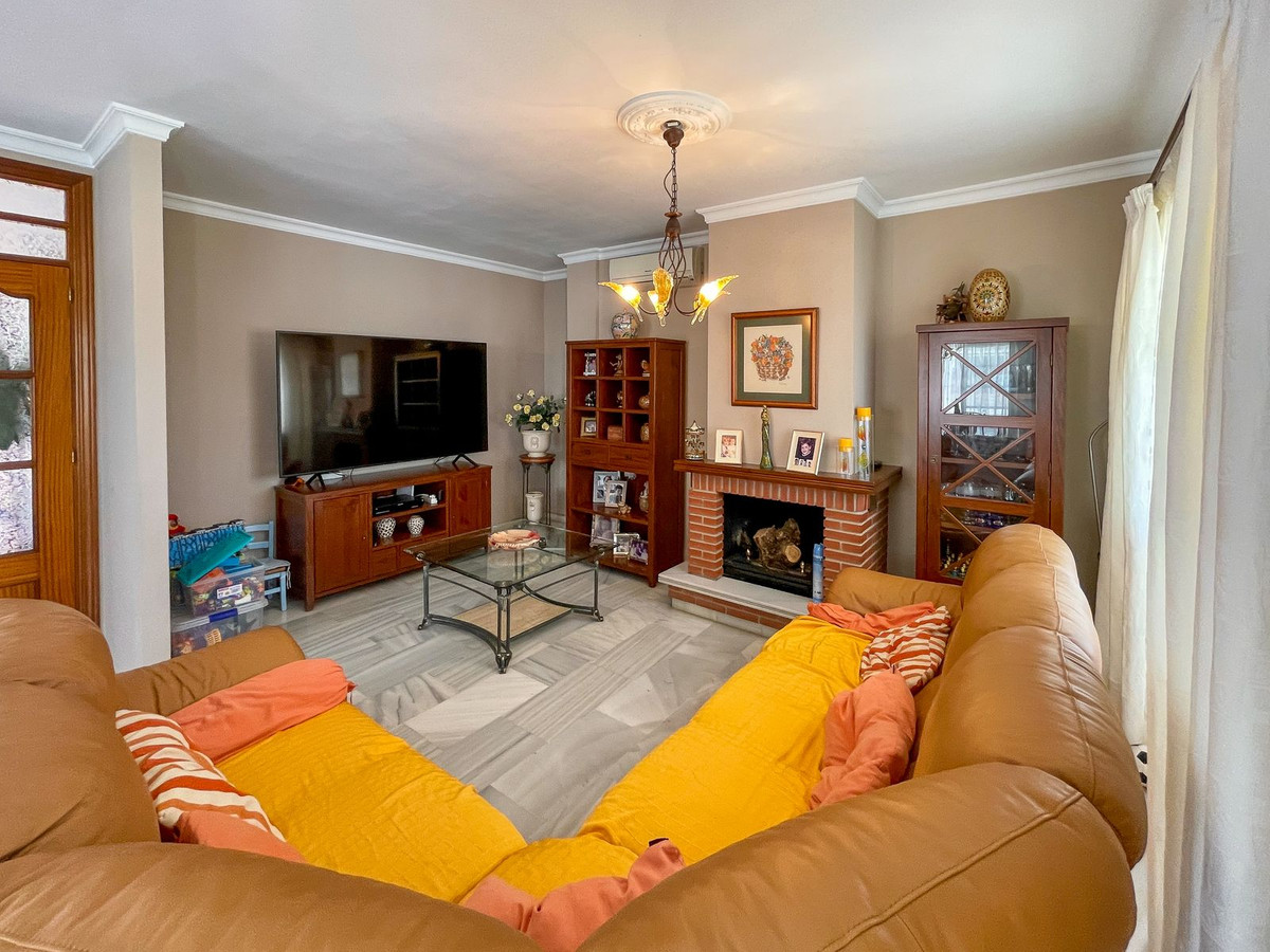 4 Bed Townhouse for sale in El Coto Costa Del Sol, Málaga, Spain