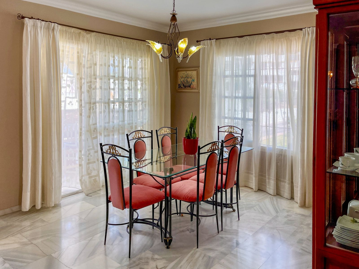 4 Bed Townhouse for sale in El Coto Costa Del Sol, Málaga, Spain