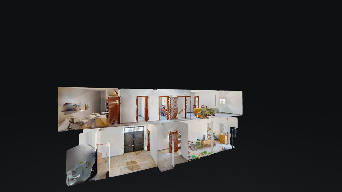 18 Bed Townhouse for sale in Comares Costa Del Sol East, Málaga, Spain