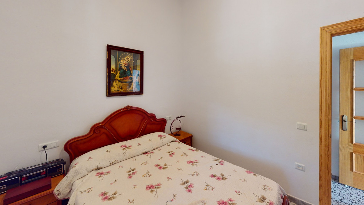 18 Bed Townhouse for sale in Comares Costa Del Sol East, Málaga, Spain