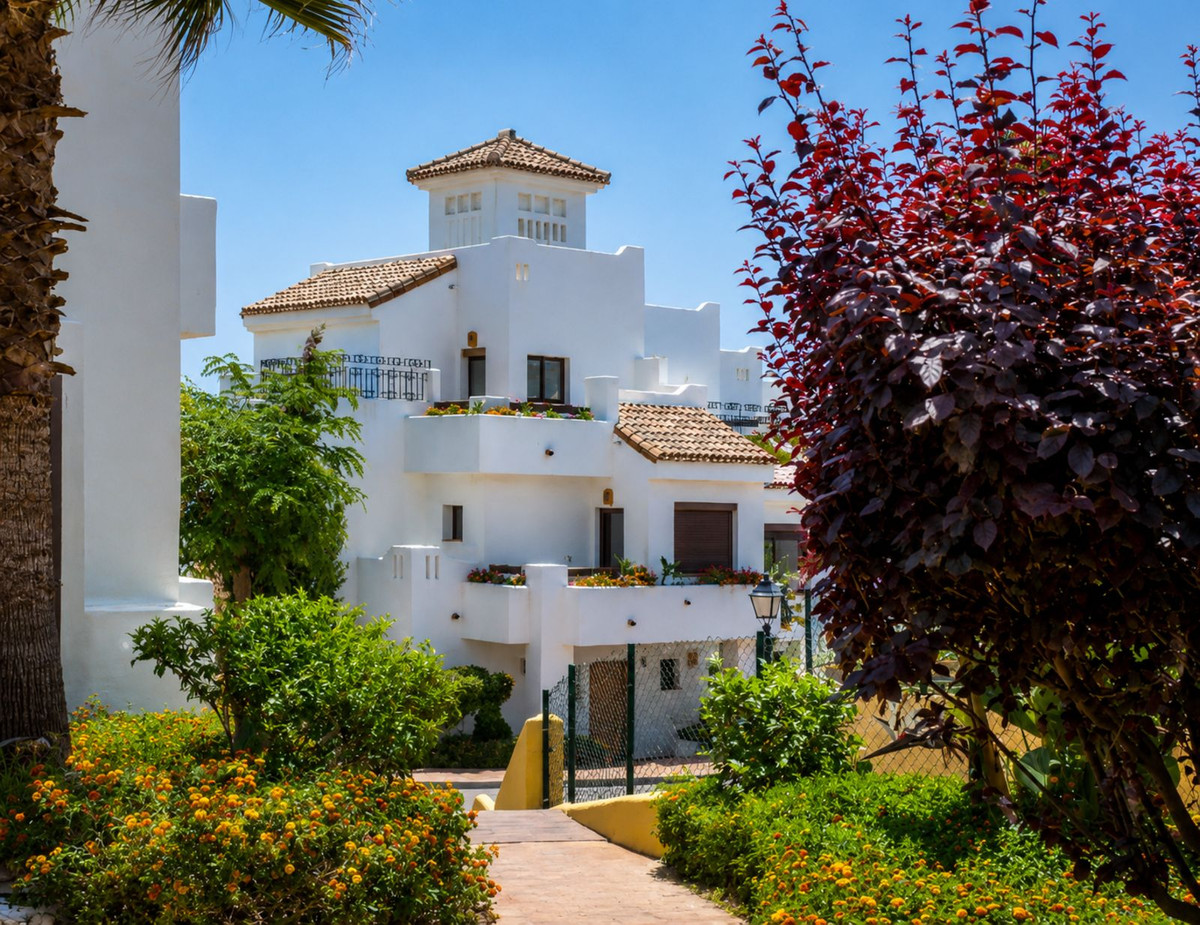Se vende Pareada de 3 dormitorios en Costa Del Sol, Cadiz, España