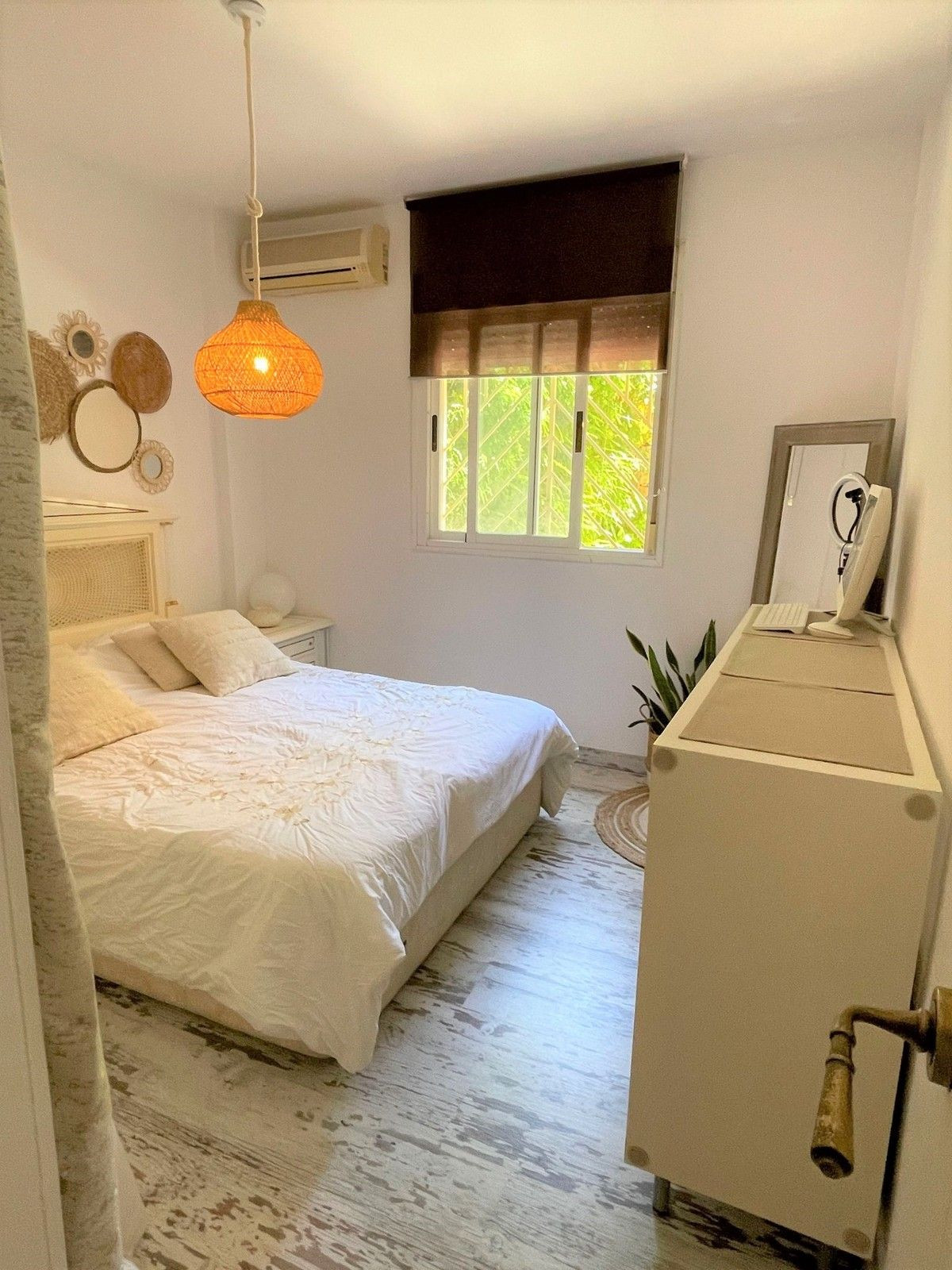 2 Bed Apartment for sale in Calahonda Costa Del Sol, Málaga, Spain