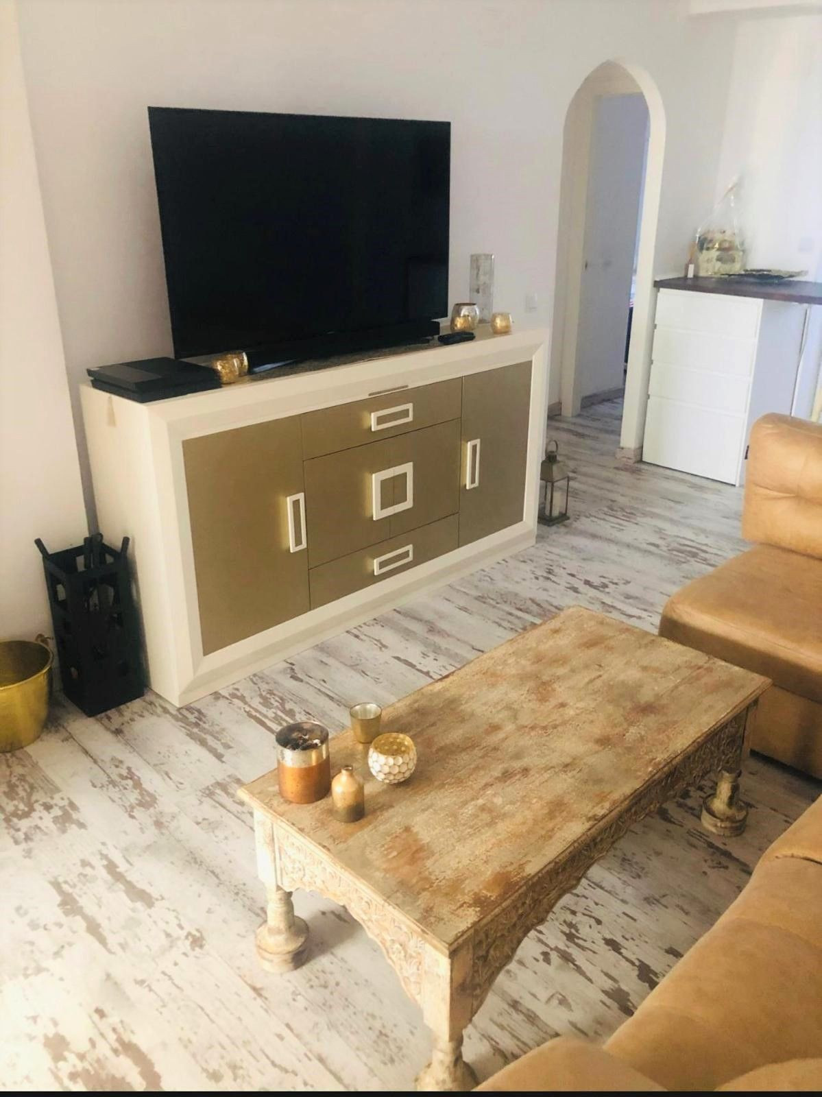 2 Bed Apartment for sale in Calahonda Costa Del Sol, Málaga, Spain