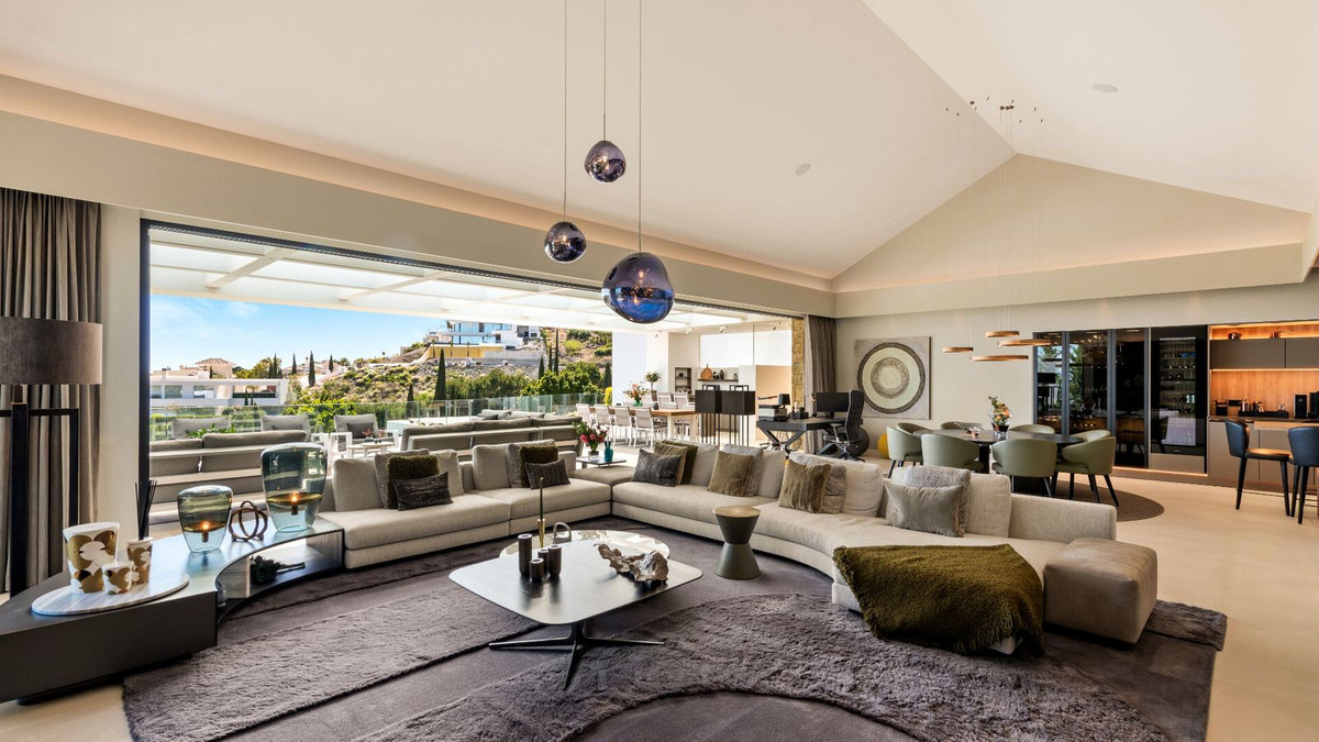 Se vende Villa - Chalet de 5 dormitorios en Costa Del Sol, Málaga, España