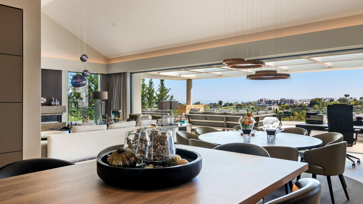 Se vende Villa - Chalet de 5 dormitorios en Costa Del Sol, Málaga, España