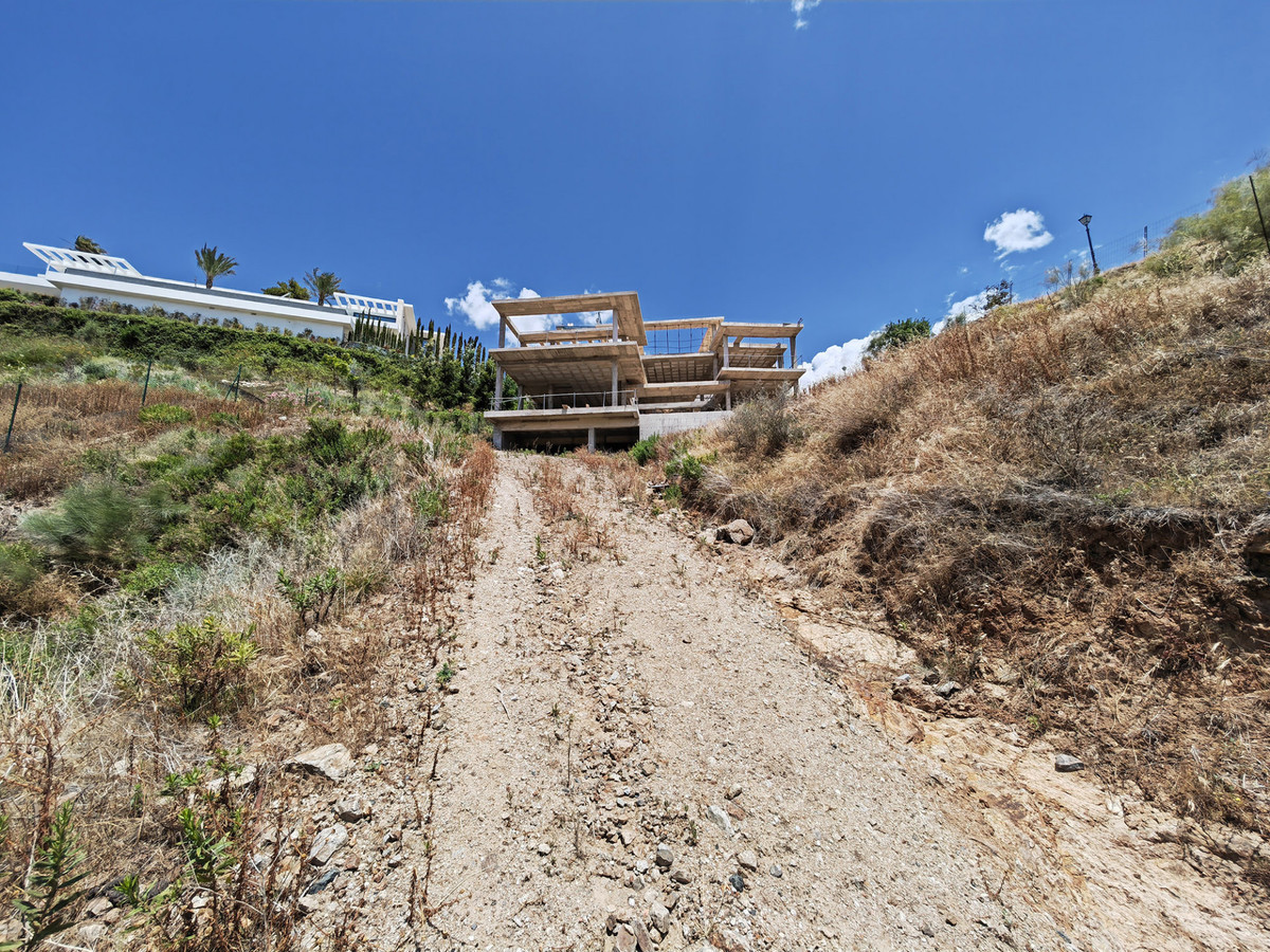 Plots for sale in Benahavís Costa Del Sol, Málaga, Spain