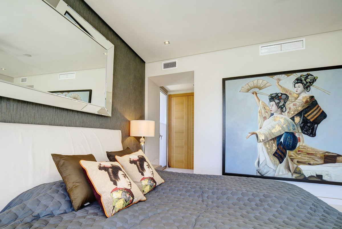 Se vende Villa - Chalet de 5 dormitorios en Costa Del Sol, Málaga, España