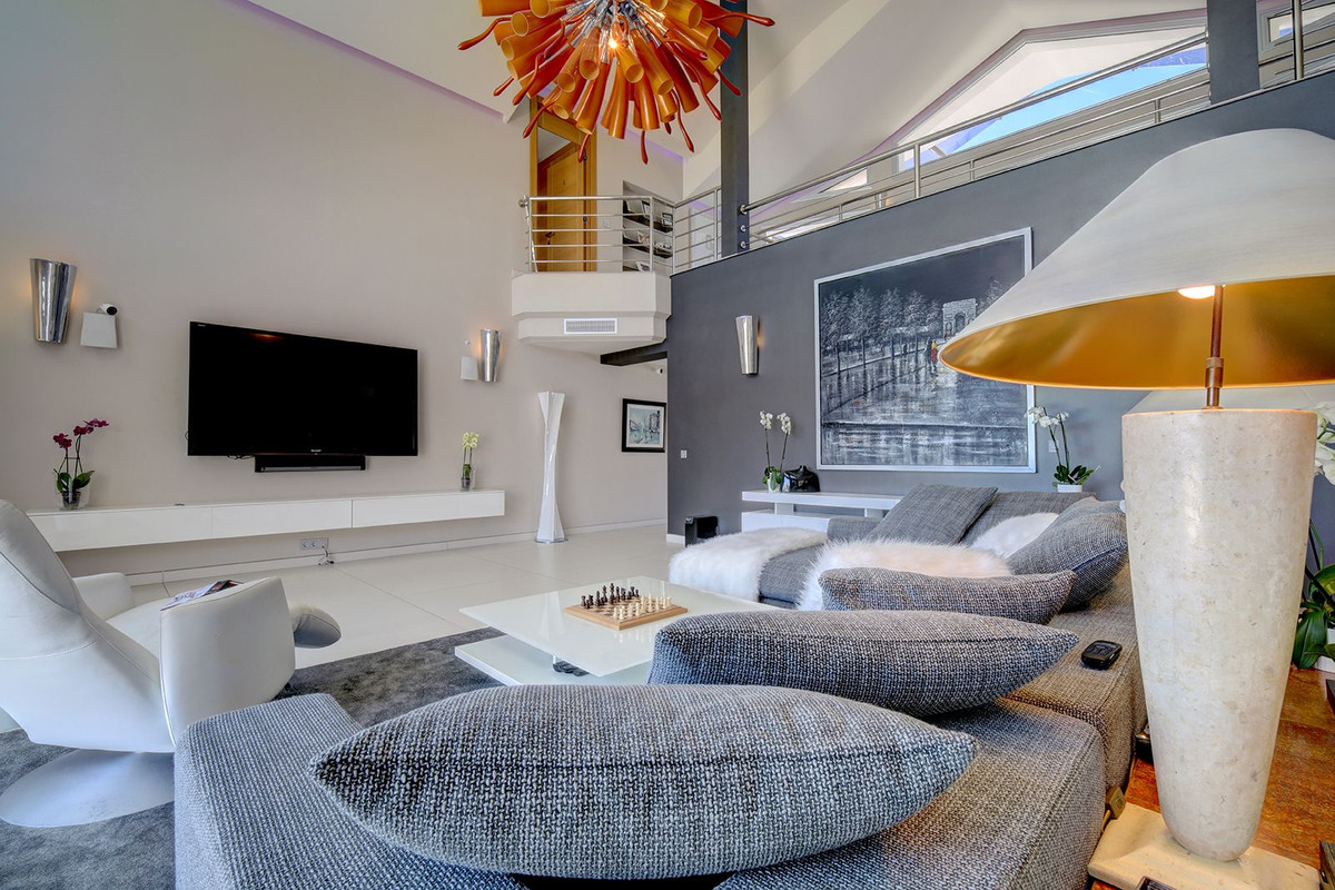 Se vende Villa - Chalet de 5 dormitorios en Costa Del Sol, Málaga, España