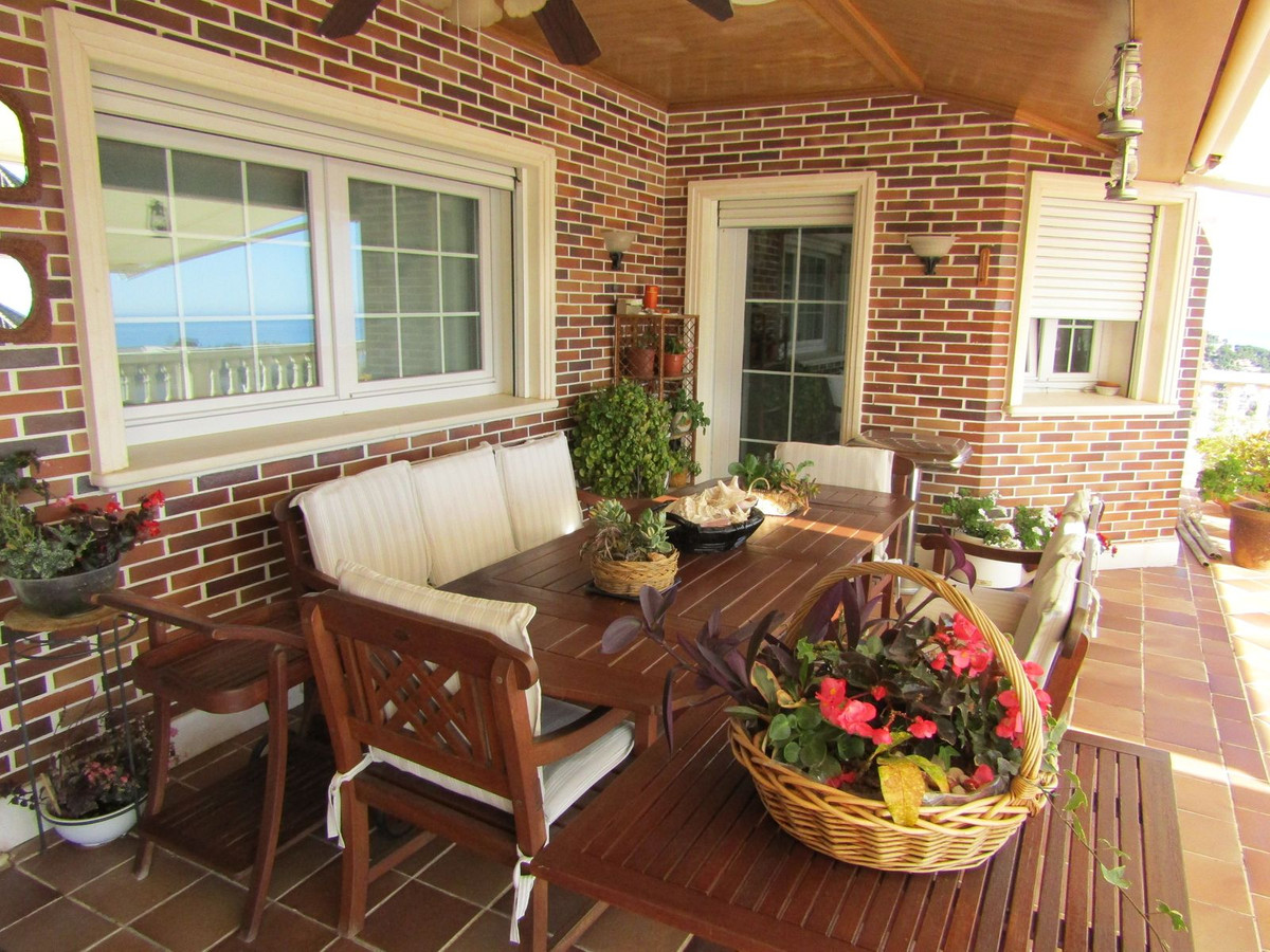 Se vende Villa - Chalet de 6 dormitorios en Costa Del Sol, Málaga, España