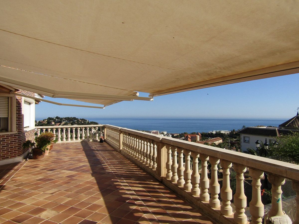 Se vende Villa - Chalet de 6 dormitorios en Costa Del Sol, Málaga, España