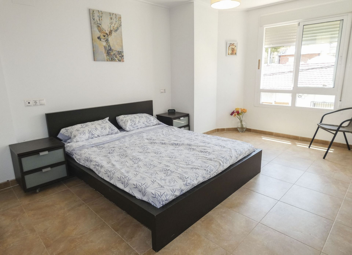 Se vende Villa - Chalet de 4 dormitorios en Costa Blanca, Alicante, España
