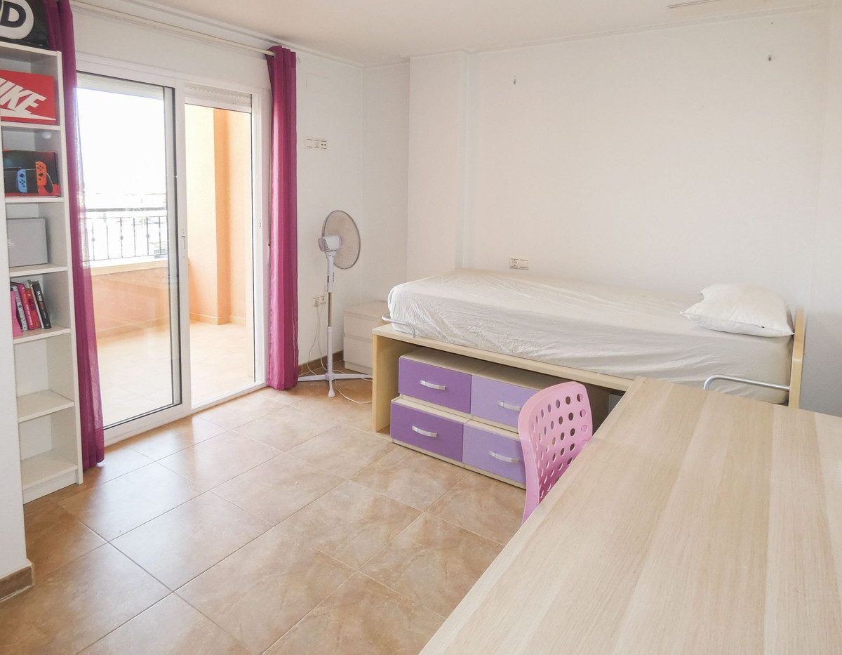 Se vende Villa - Chalet de 4 dormitorios en Costa Blanca, Alicante, España