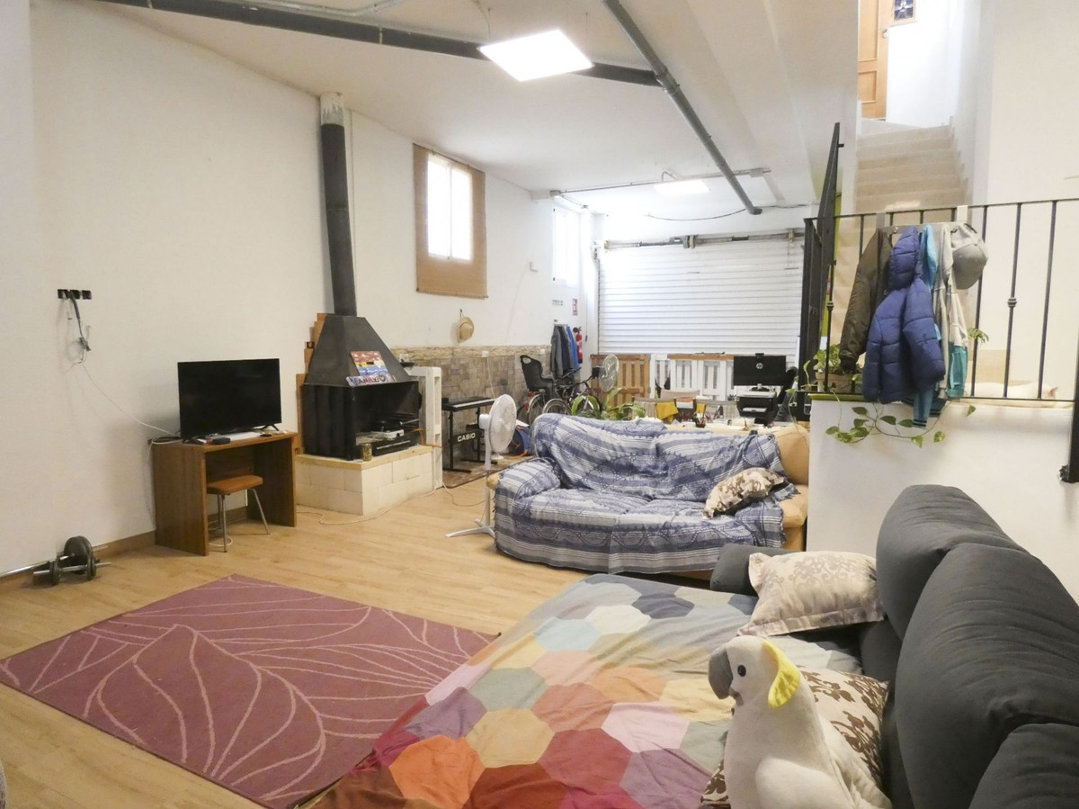 Se vende Villa - Chalet de 4 dormitorios en Costa Blanca, Alicante, España