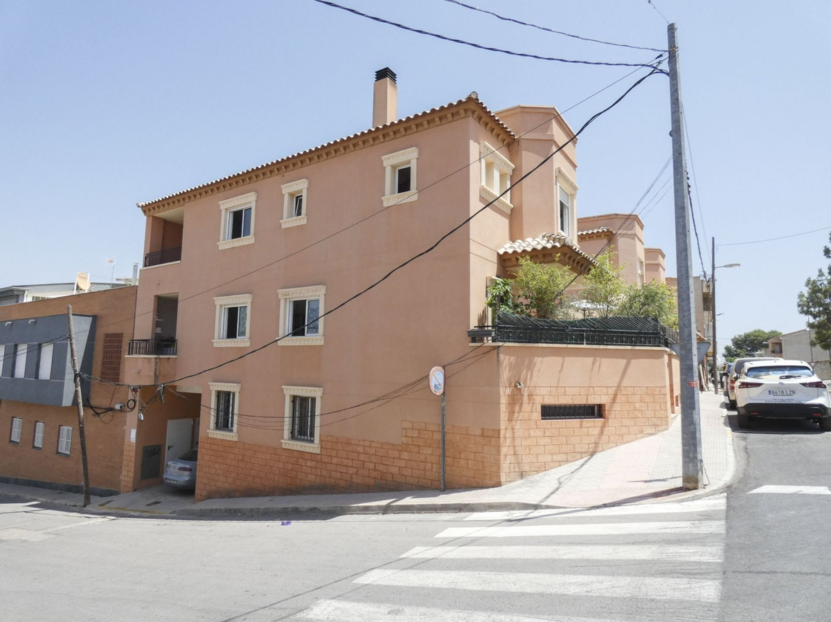 Se vende Villa - Chalet de 4 dormitorios en Costa Blanca, Alicante, España