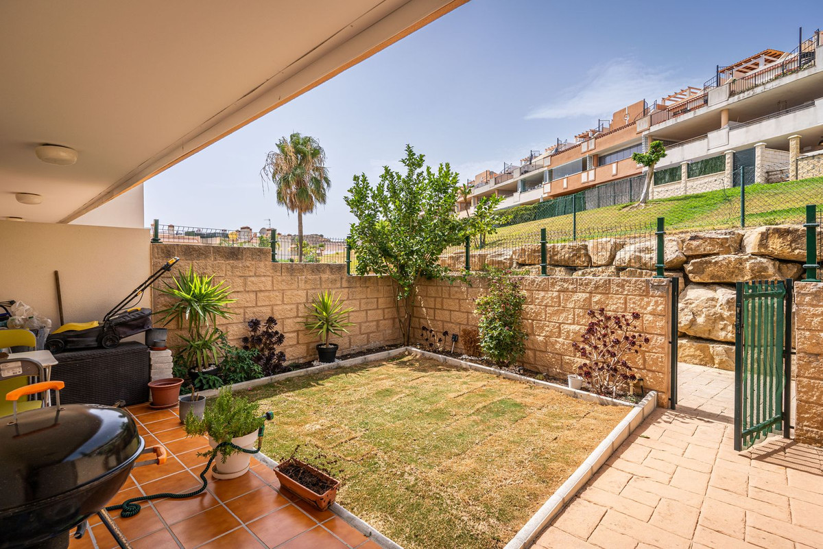 3 Bed Apartment for sale in Doña Julia Costa Del Sol, Málaga, Spain