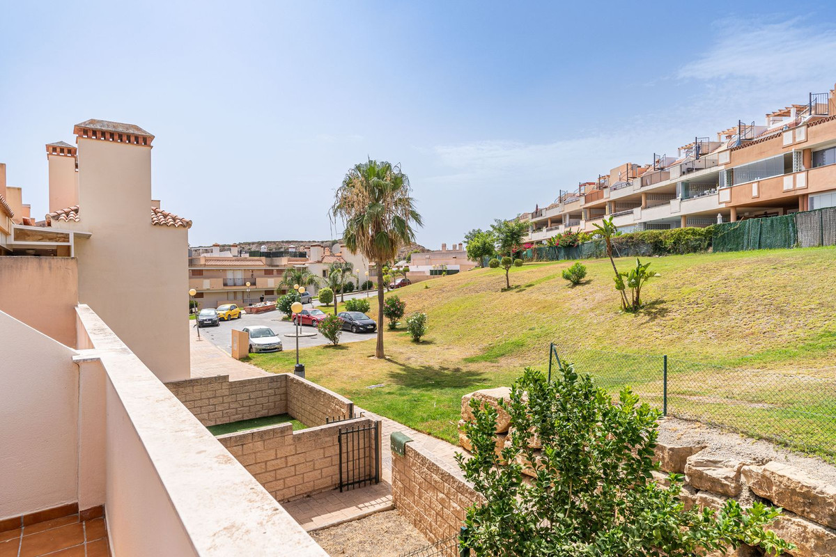 3 Bed Apartment for sale in Doña Julia Costa Del Sol, Málaga, Spain