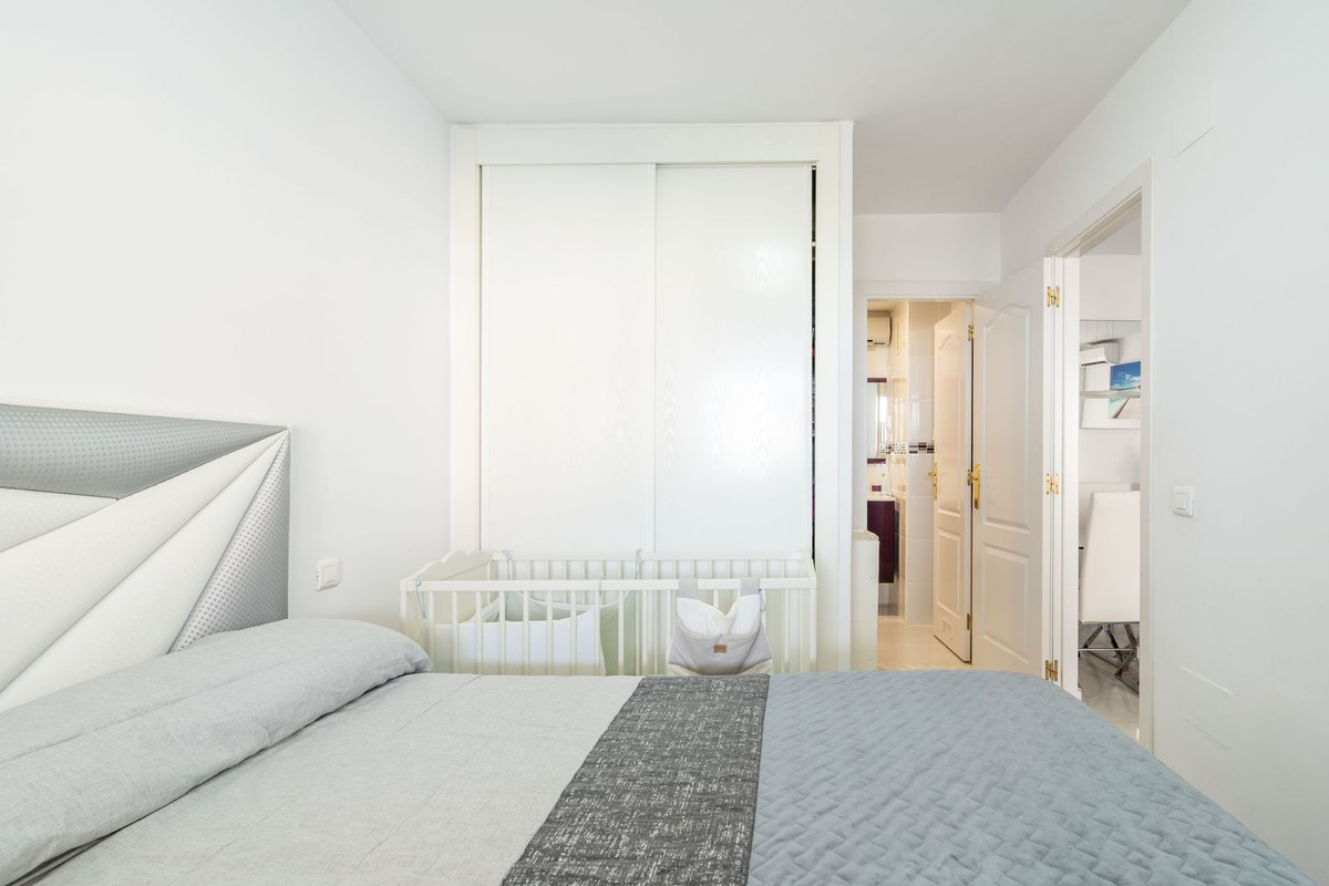 3 Bed Apartment for sale in Doña Julia Costa Del Sol, Málaga, Spain