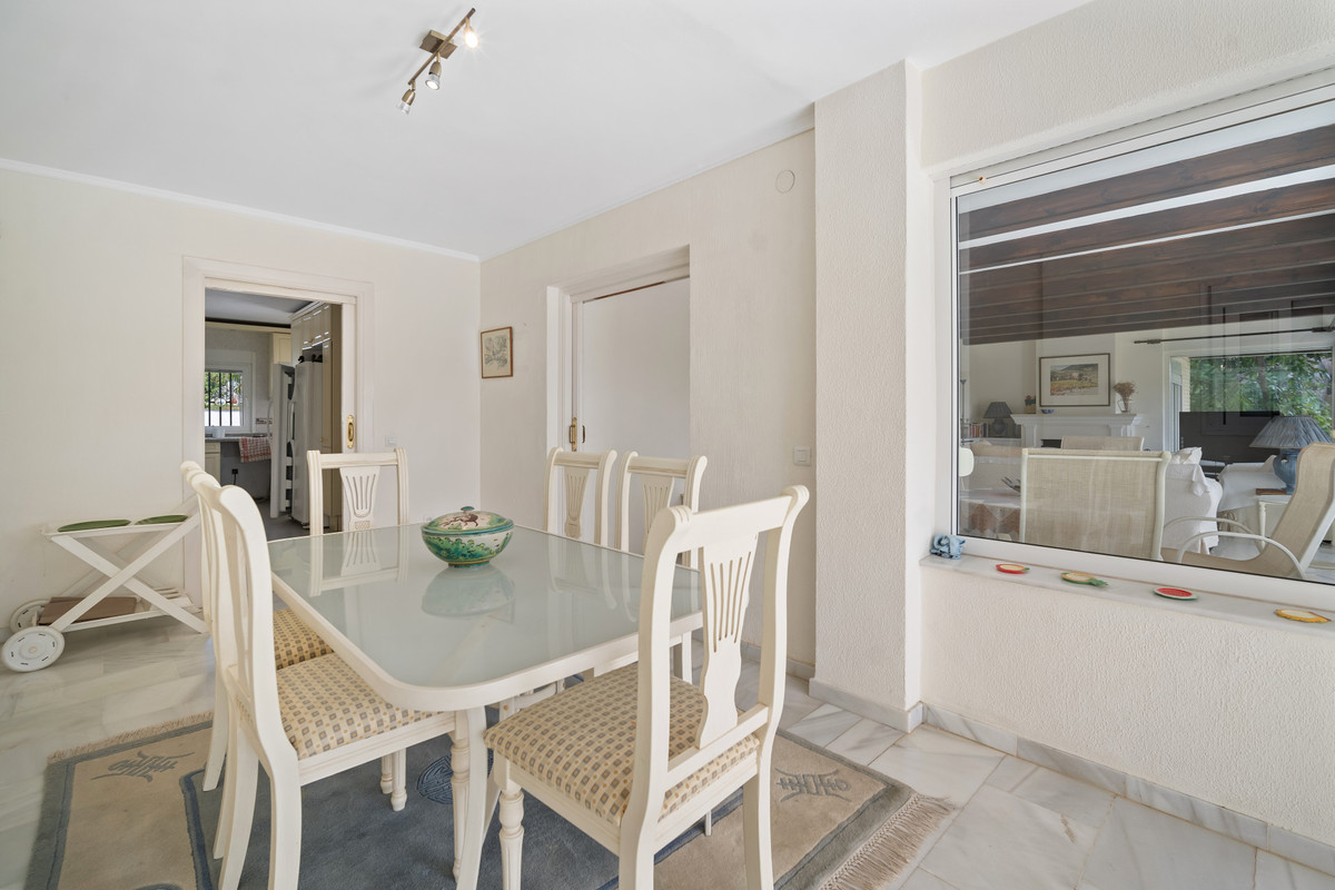 4 Bed Townhouse for sale in Guadalmina Alta Costa Del Sol, Málaga, Spain