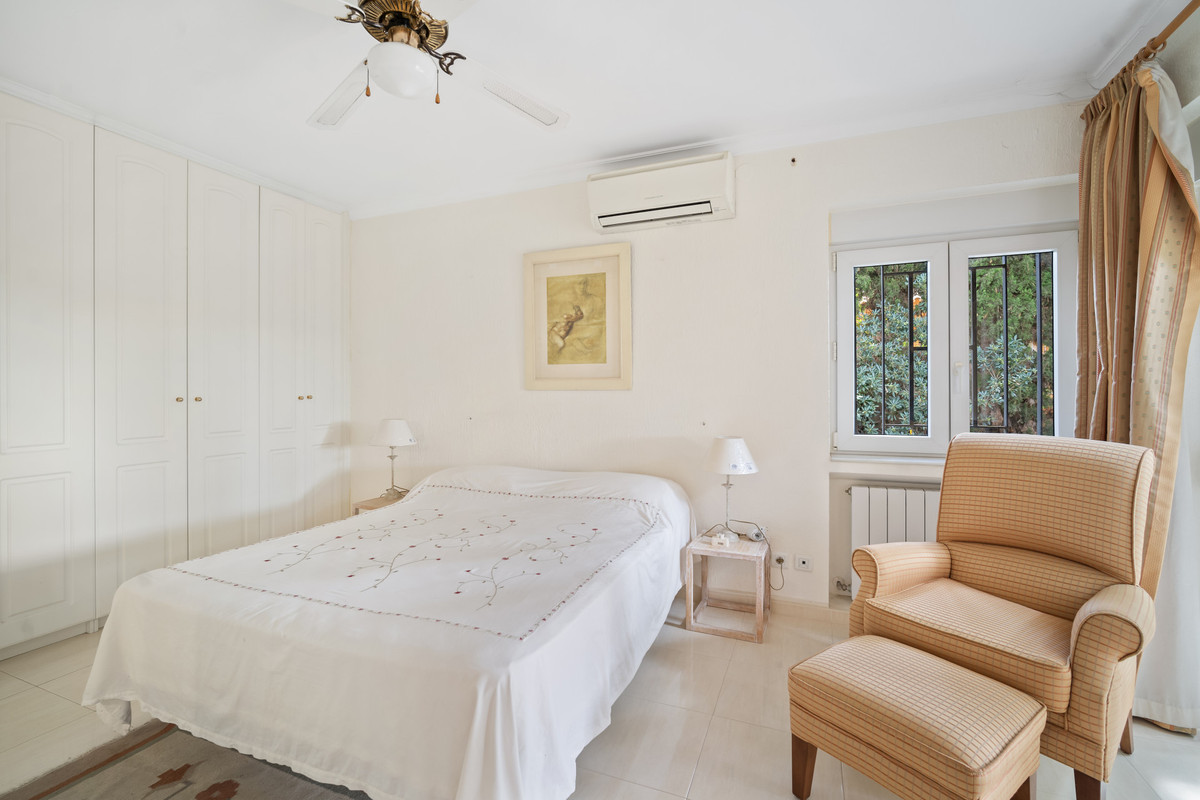 4 Bed Townhouse for sale in Guadalmina Alta Costa Del Sol, Málaga, Spain