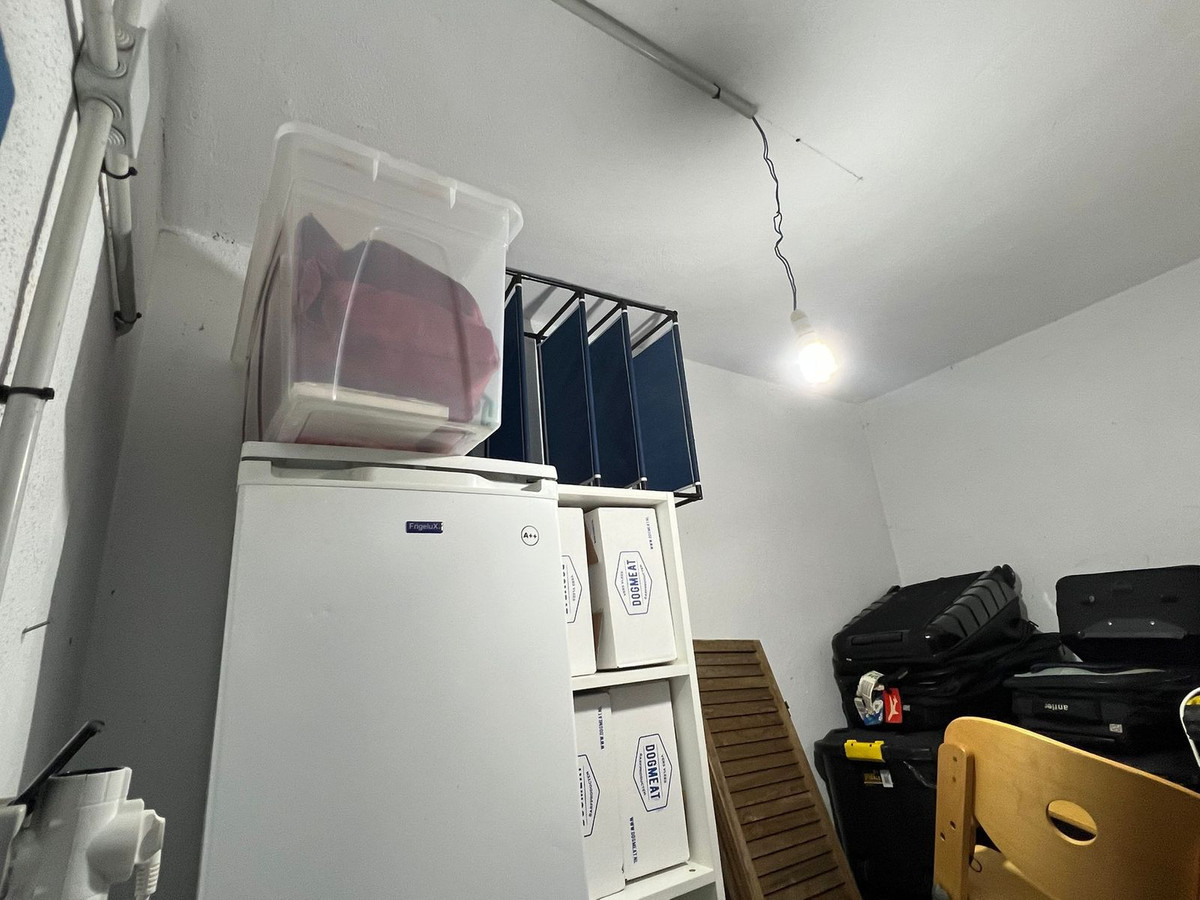 Se vende Aparcamiento  en Costa Del Sol, Málaga, España