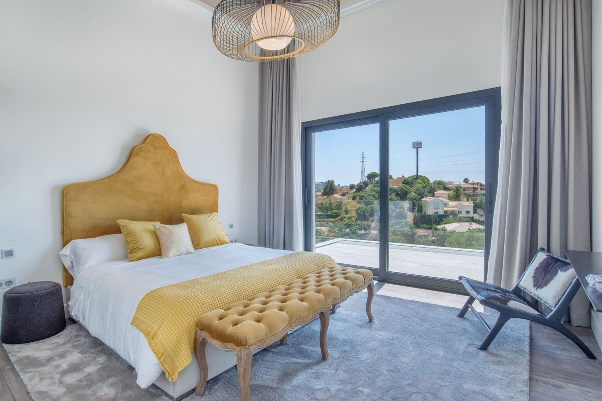 Se vende Villa - Chalet de 7 dormitorios en Costa Del Sol, Málaga, España