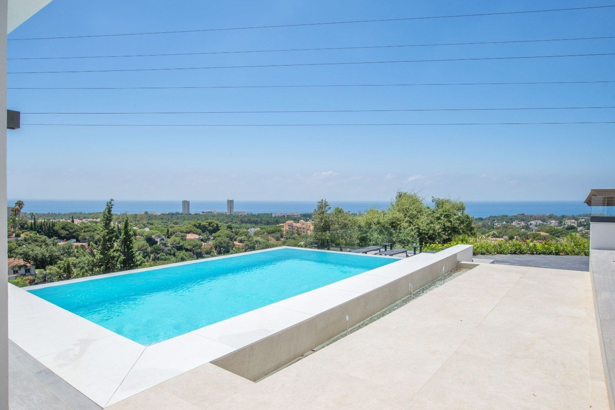 Se vende Villa - Chalet de 7 dormitorios en Costa Del Sol, Málaga, España
