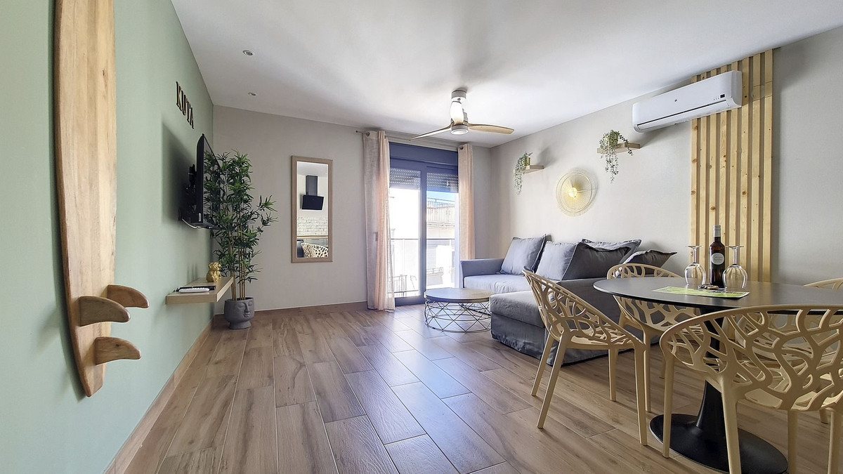5 Bed Commercial unit for sale in Cómpeta Costa Del Sol East, Málaga, Spain
