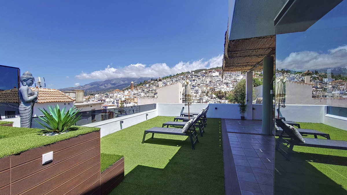 5 Bed Commercial unit for sale in Cómpeta Costa Del Sol East, Málaga, Spain