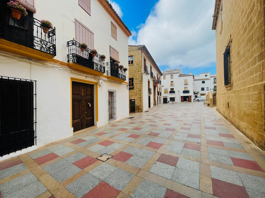 8 Bed Townhouse for sale in Javea Costa Blanca, Alicante, Spain