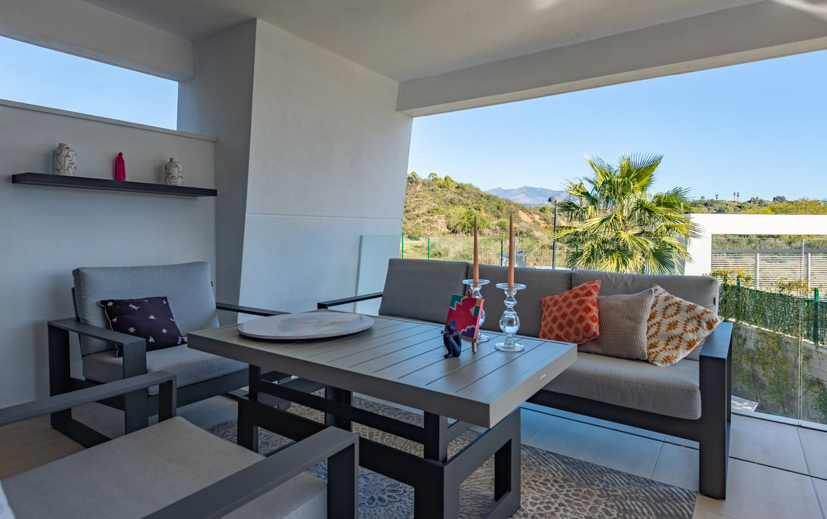 2 Bed Apartment for sale in Selwo Costa Del Sol, Málaga, Spain
