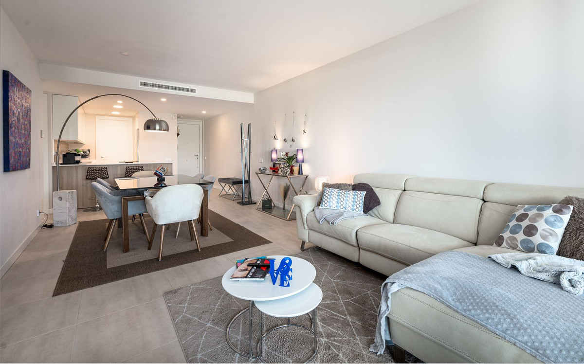 2 Bed Apartment for sale in Selwo Costa Del Sol, Málaga, Spain