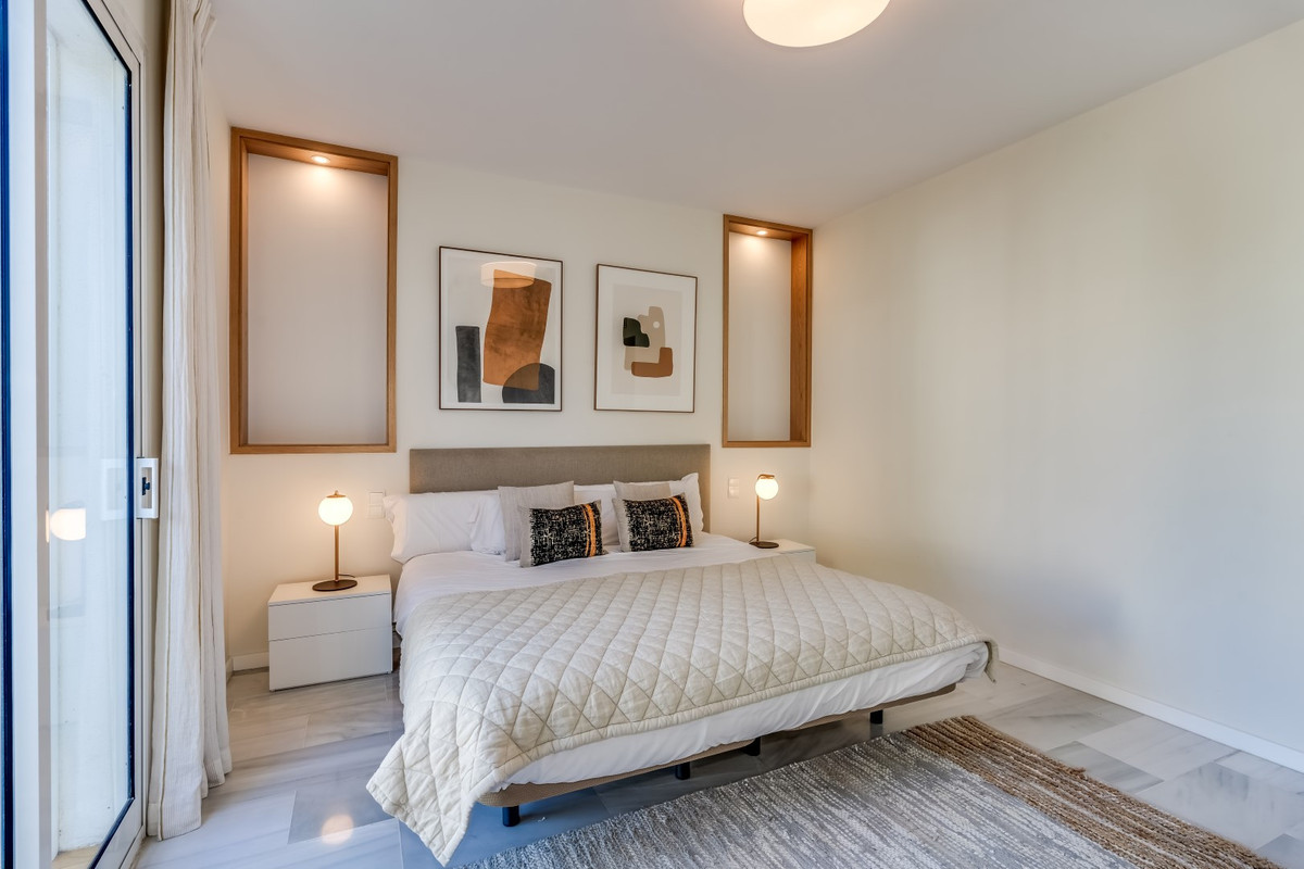 2 Bed Apartment for sale in Puerto Banús Costa Del Sol, Málaga, Spain
