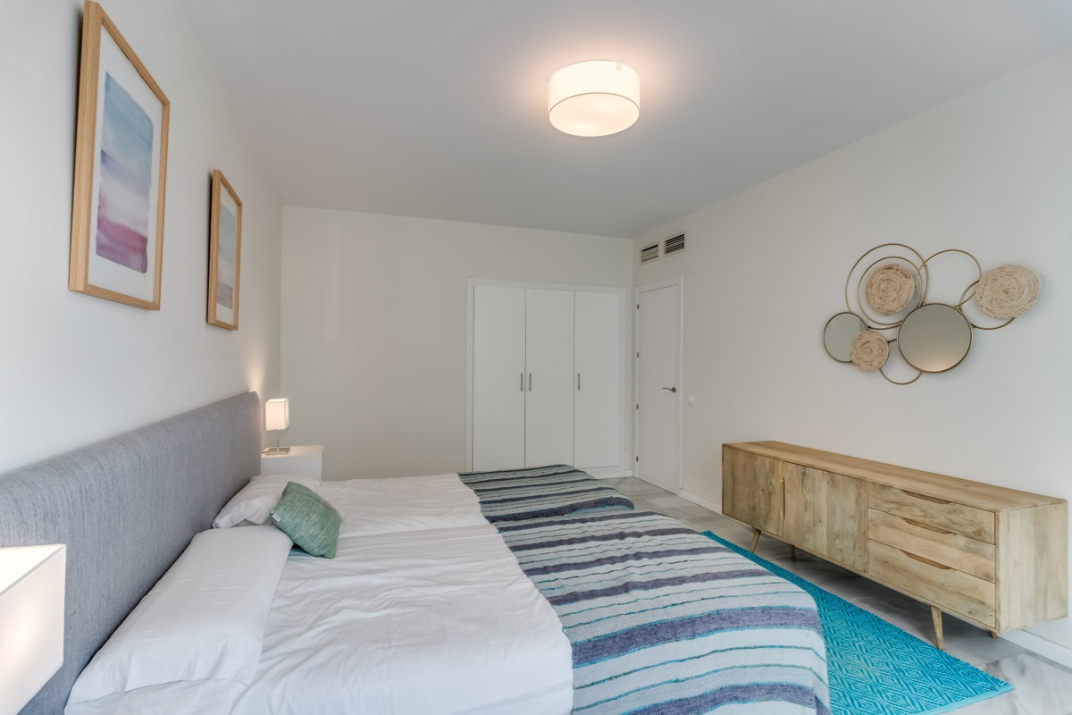 2 Bed Apartment for sale in Puerto Banús Costa Del Sol, Málaga, Spain
