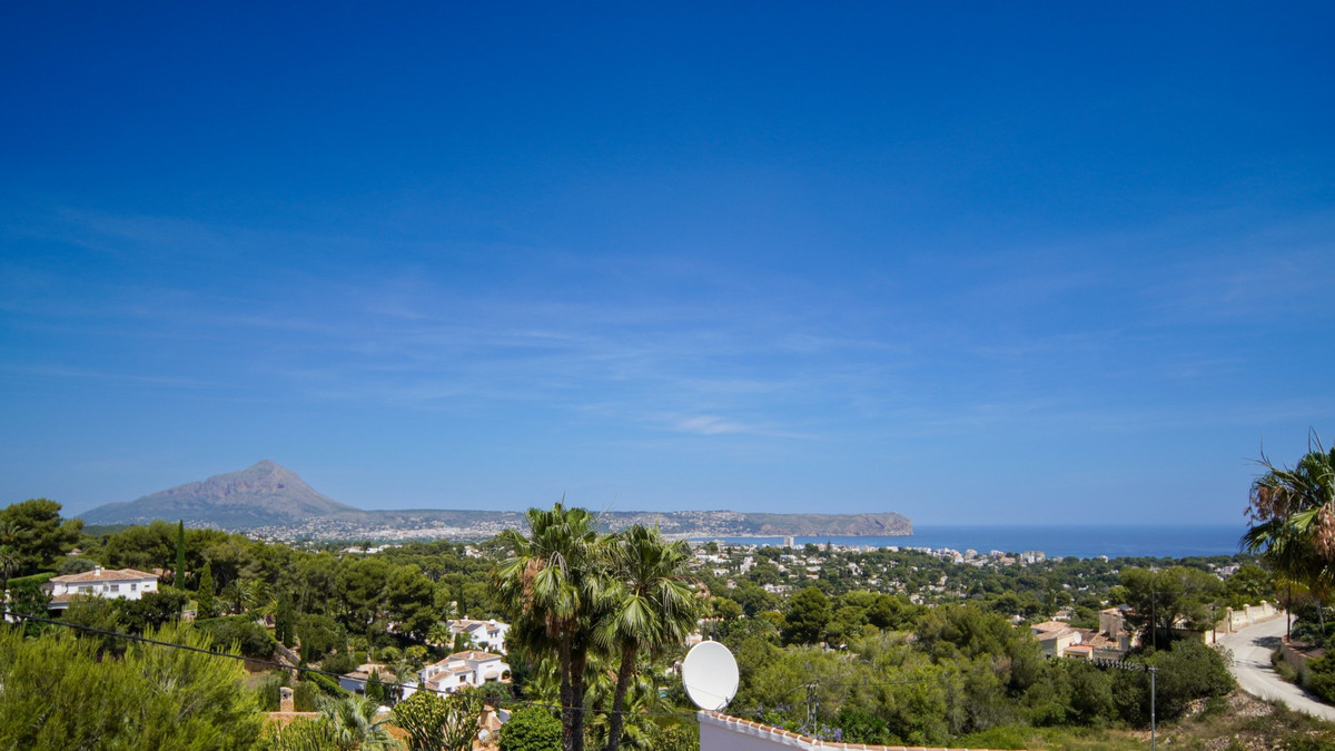 5 Bed Townhouse for sale in Javea Costa Blanca, Alicante, Spain