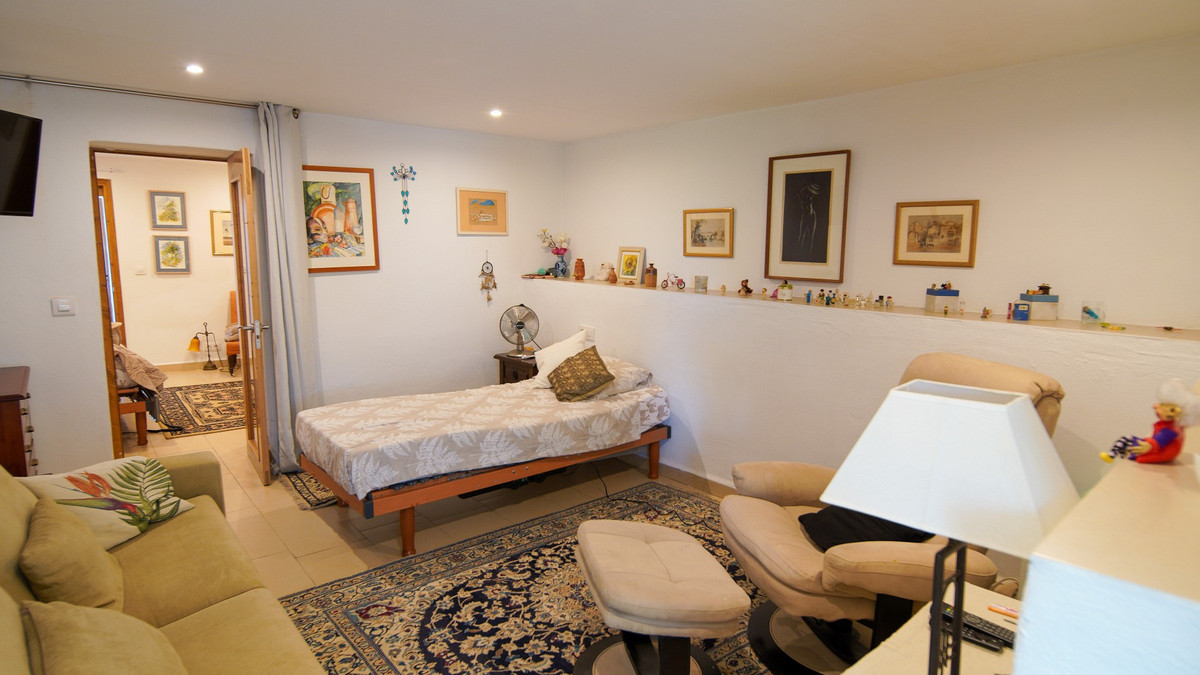 5 Bed Townhouse for sale in Javea Costa Blanca, Alicante, Spain
