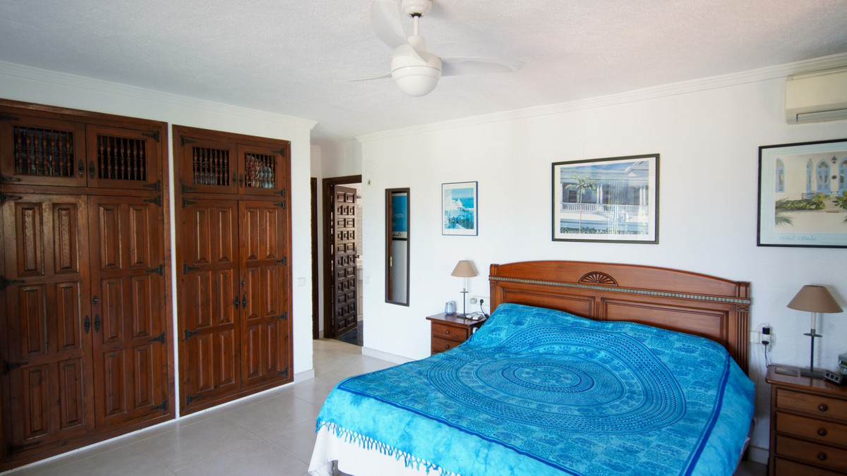 5 Bed Townhouse for sale in Javea Costa Blanca, Alicante, Spain