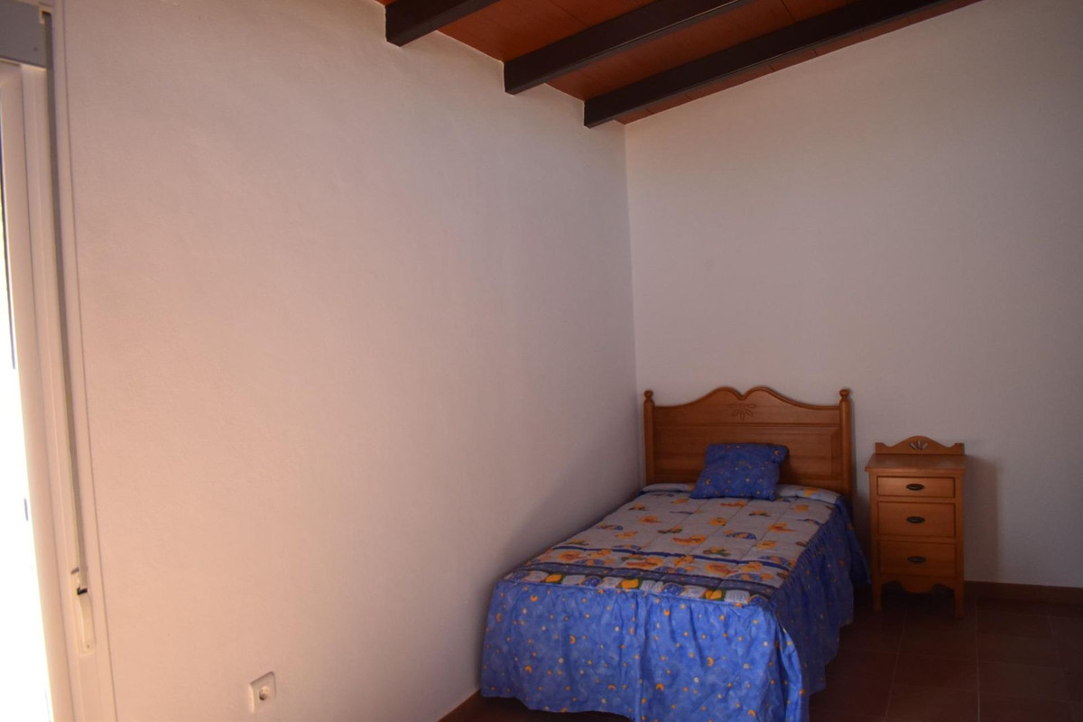 Se vende Finca - Cortijo de 2 dormitorios en Costa Del Sol, Málaga, España
