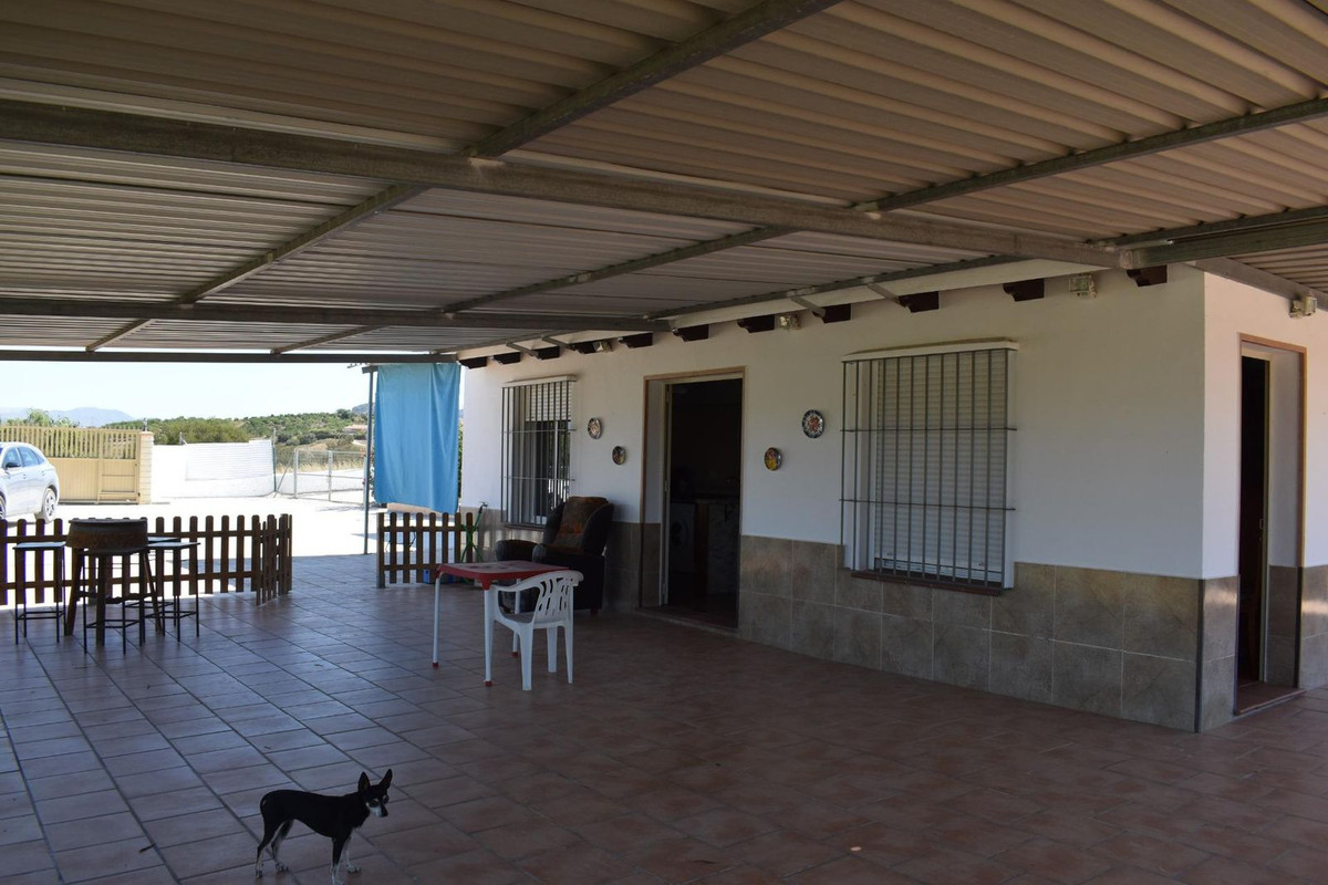 Se vende Finca - Cortijo de 2 dormitorios en Costa Del Sol, Málaga, España