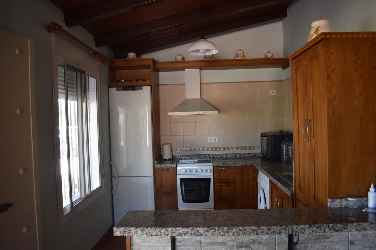 Se vende Finca - Cortijo de 2 dormitorios en Costa Del Sol, Málaga, España