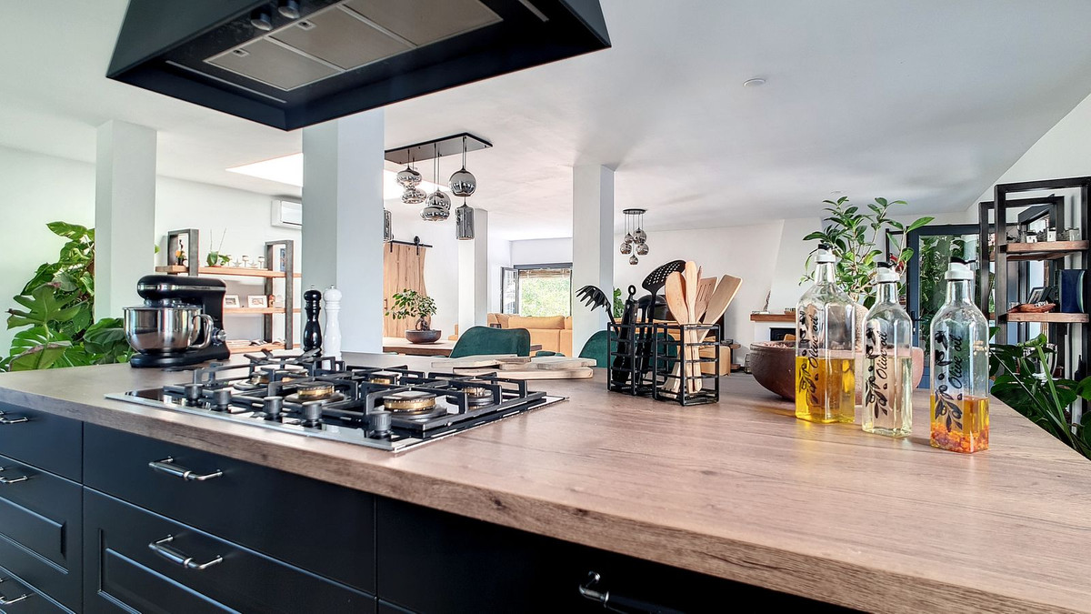 3 Bed Townhouse for sale in Vélezmálaga Costa Del Sol East, Málaga, Spain