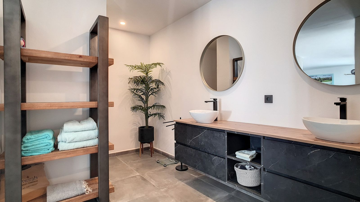 3 Bed Townhouse for sale in Vélezmálaga Costa Del Sol East, Málaga, Spain