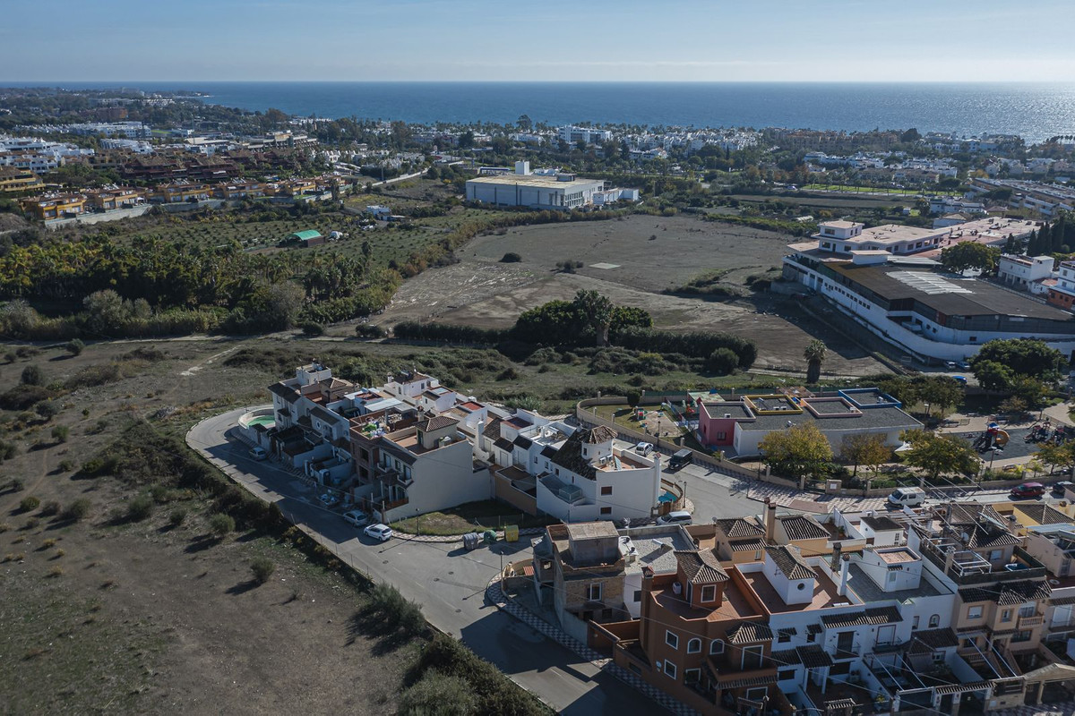 Se vende Terreno Urbano  en Costa Del Sol, Málaga, España